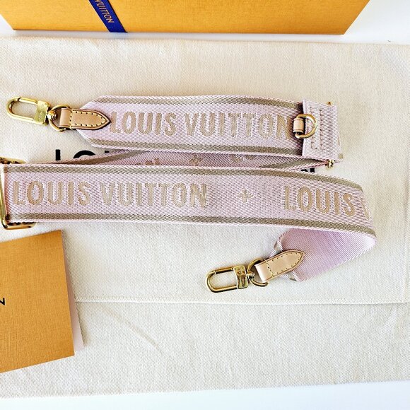 LOUIS VUITTON Multi Pochette Accessoires Pink - Picture 8 of 14